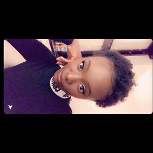 Meet your Posher, Zaina
